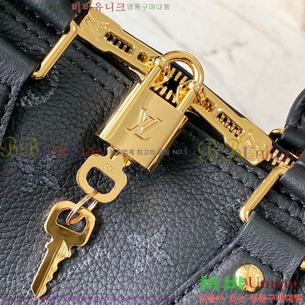 #���̺��� ���ǵ� �ݵѸ��� 25 M26486-200