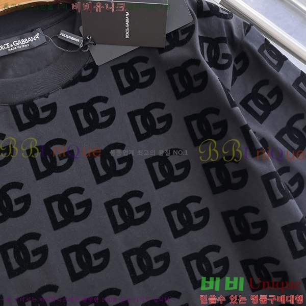 ���� ��ü�ذ��ٳ� ���� Ƽ���� D9782477-2